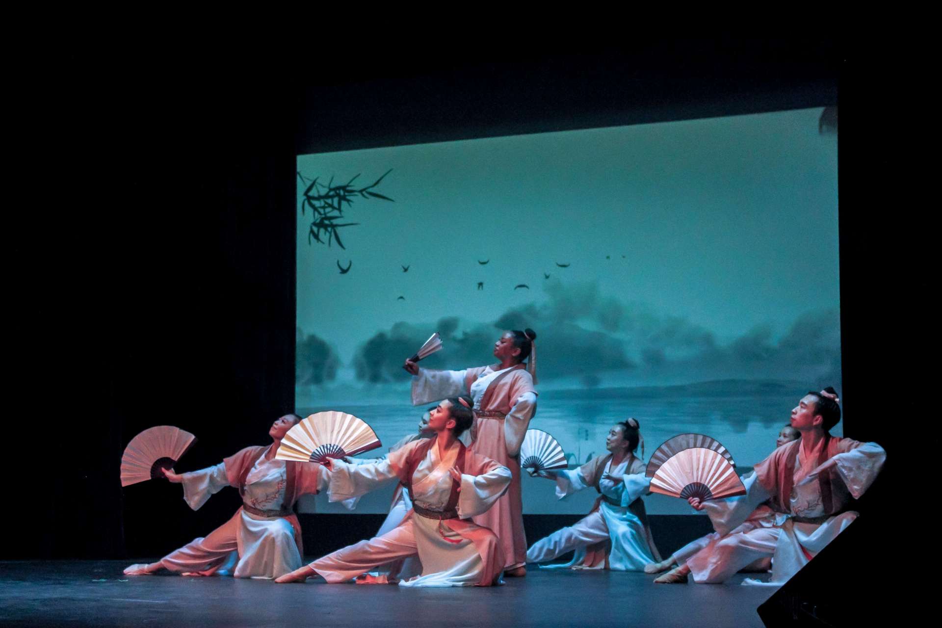  Yin He Dance promotional image 1